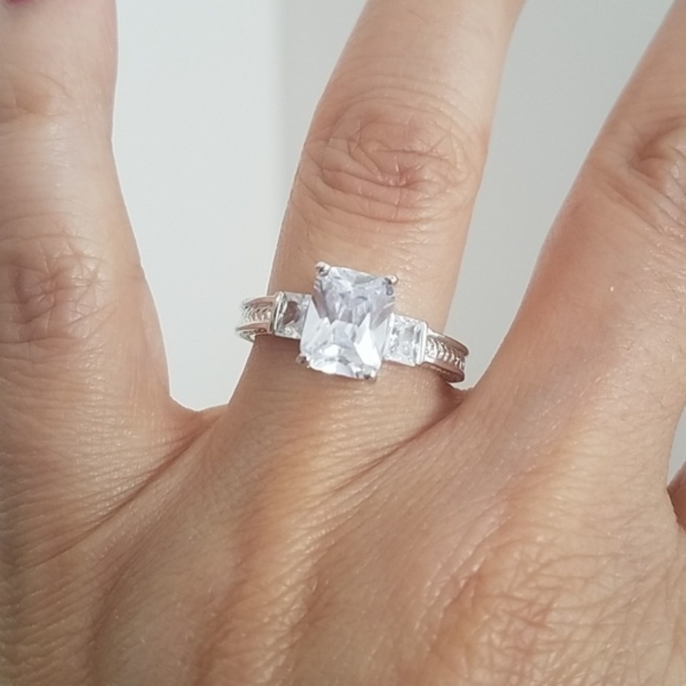 Sterling silver 9x7 emerald Engagement Ring 5 & 8